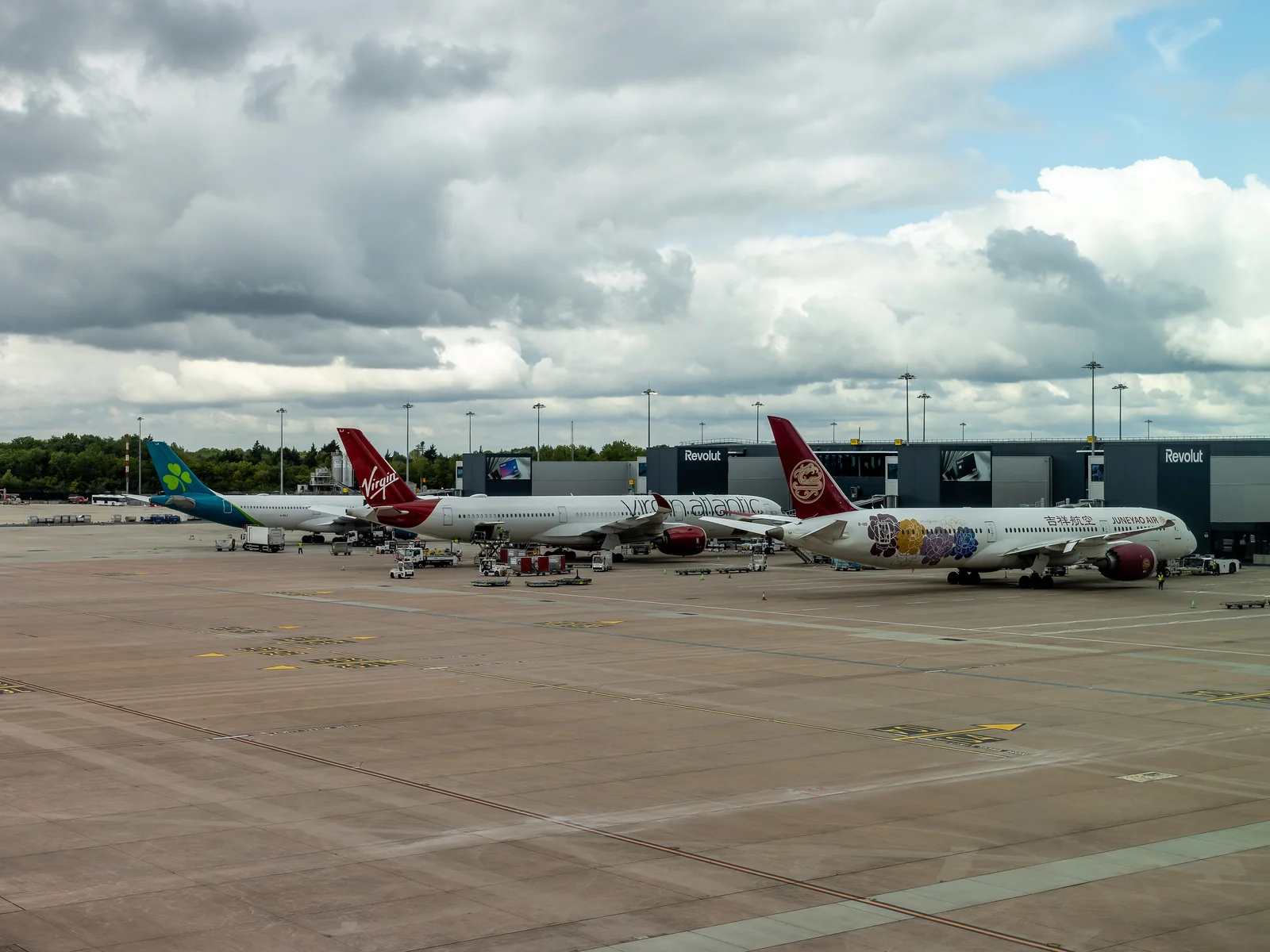 At Salvador, Bahia 2025 003 - Aircraft at Manchester Airport.jpg