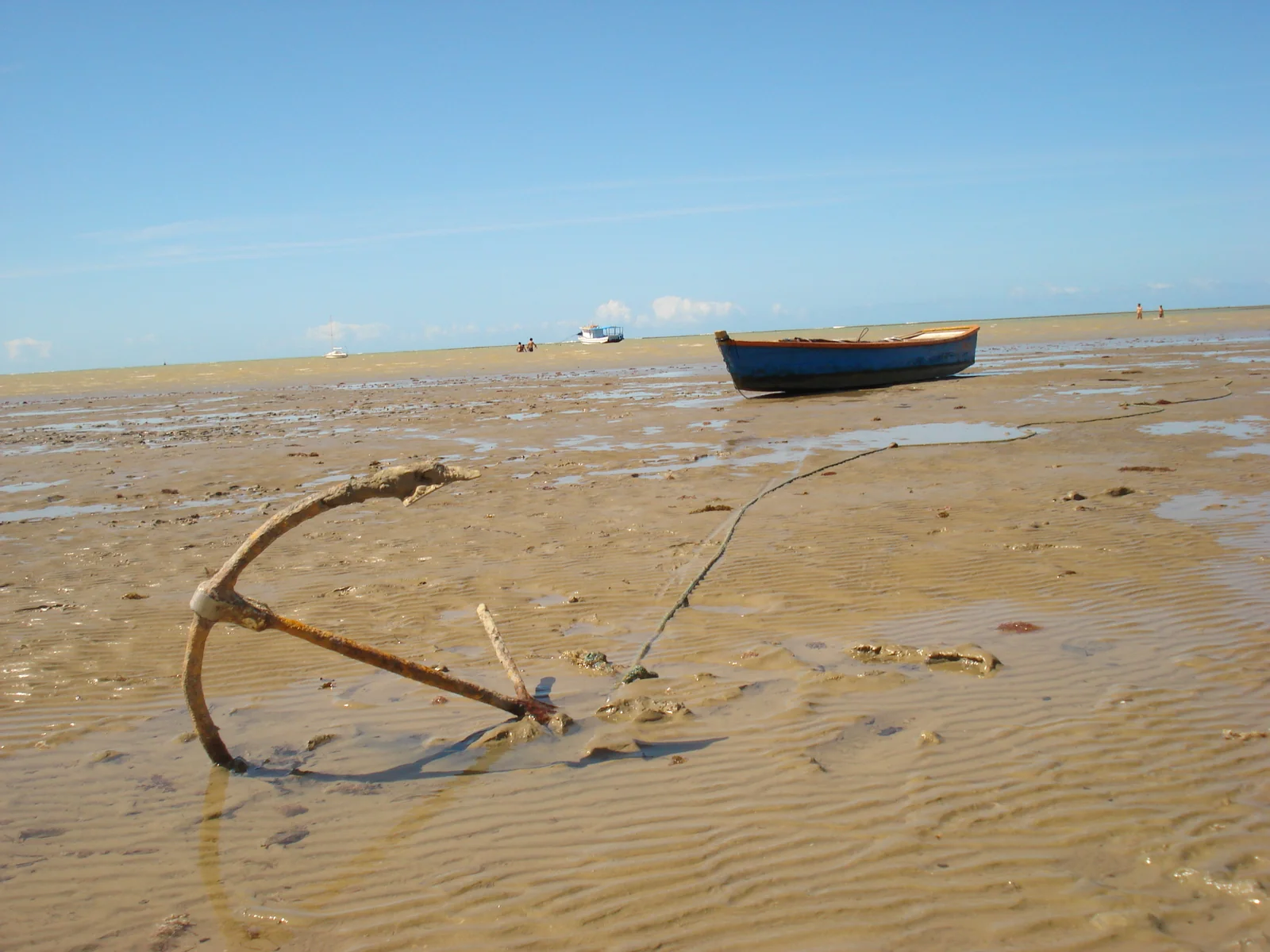 Maré baixa na Praia do Centro em Cumuruxatiba, Bahia, Brasil.jpg
